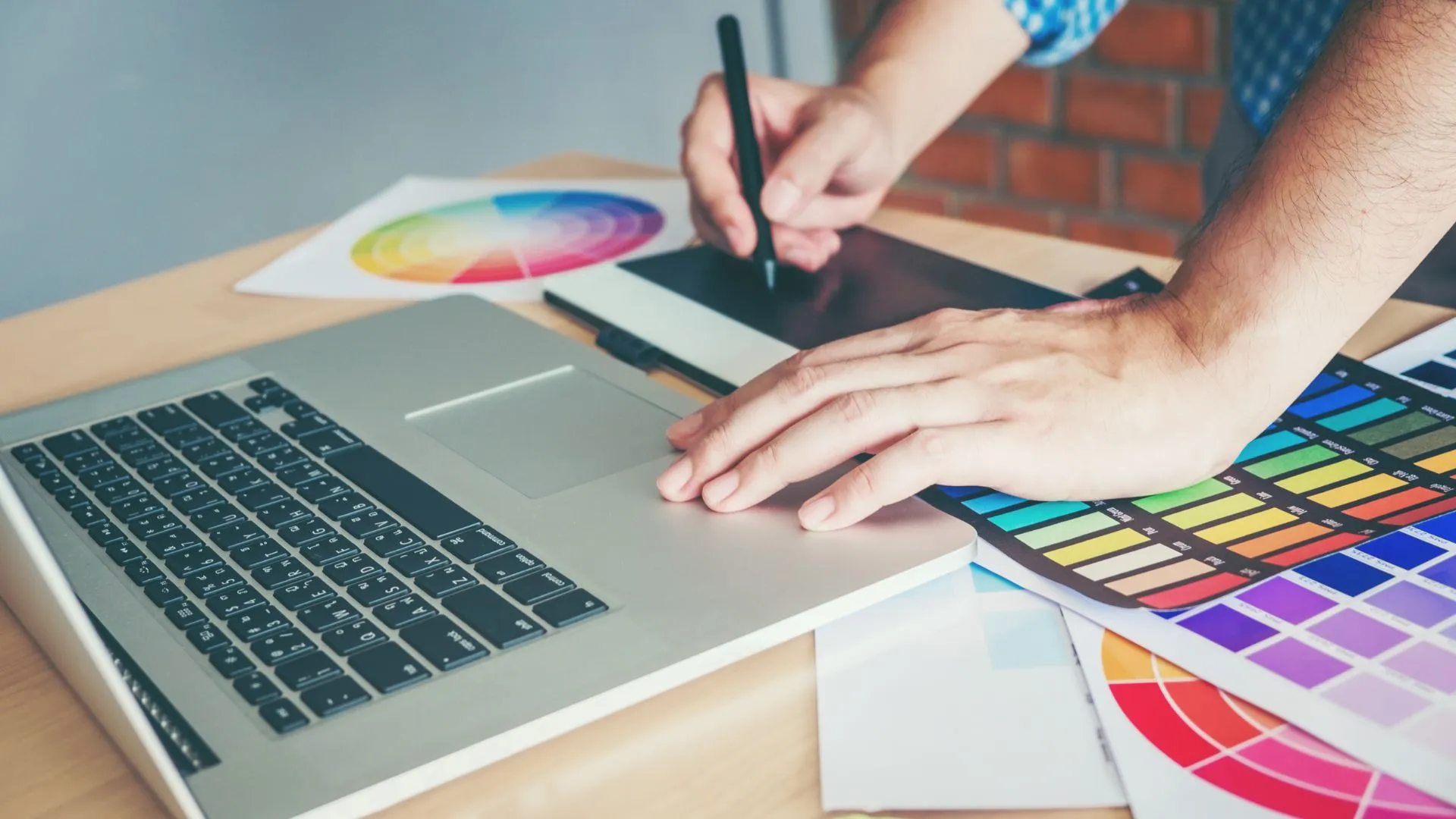 about.experts.graphic.title